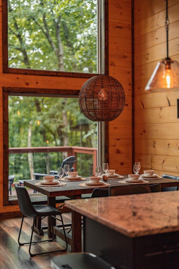 New Cozy Mountain Cabin Hot Tub Near Downtown Gatlinburg Exterior foto