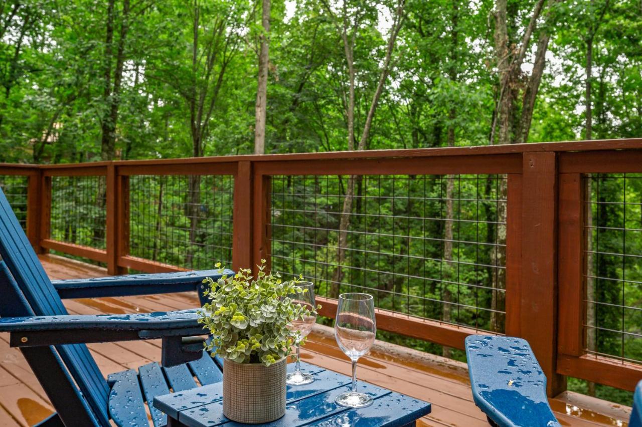 New Cozy Mountain Cabin Hot Tub Near Downtown Gatlinburg Exterior foto